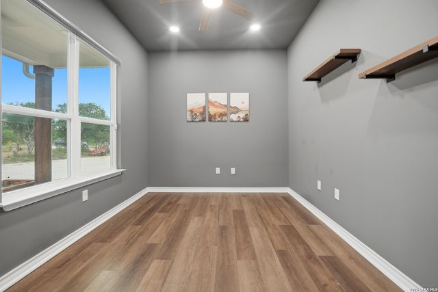 120 County Road 3828, San Antonio, TX 78253