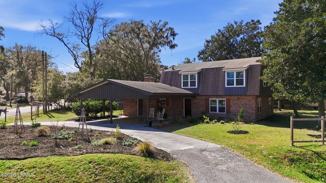 989 Dowlingwood Drive, Beaufort, SC 29902