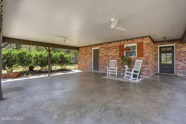 989 Dowlingwood Drive, Beaufort, SC 29902