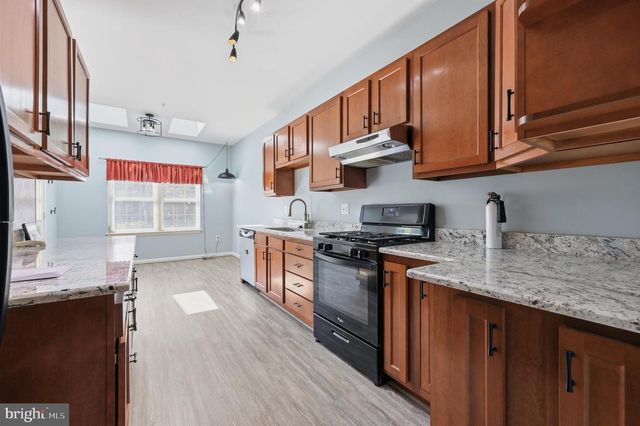 2215 PARISH LN, Frederick, MD 21701