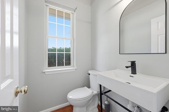 2215 PARISH LN, Frederick, MD 21701