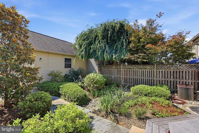2215 PARISH LN, Frederick, MD 21701