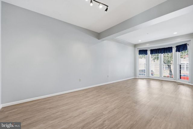 2215 PARISH LN, Frederick, MD 21701
