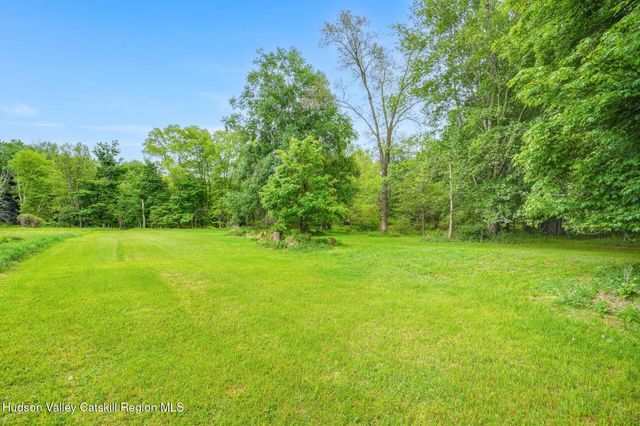 984 Blue Mountain Road, Saugerties, NY 12477