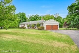 984 Blue Mountain Road, Saugerties, NY 12477
