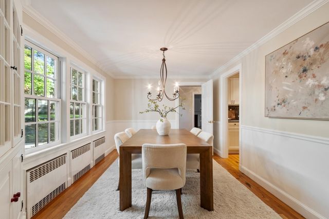 5 Tavern Ln, Lexington, MA 02421