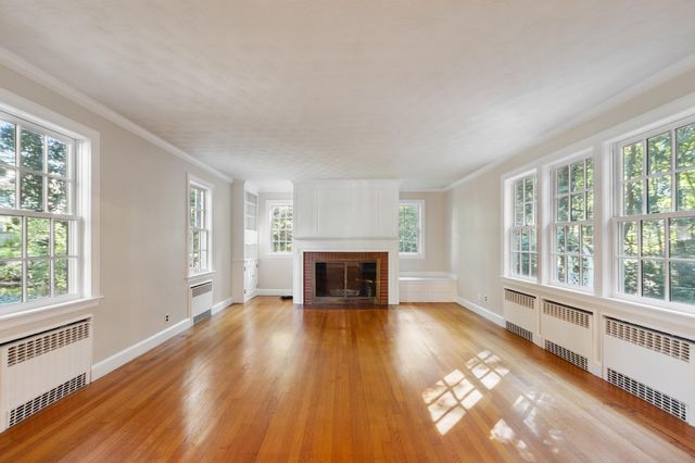 5 Tavern Ln, Lexington, MA 02421