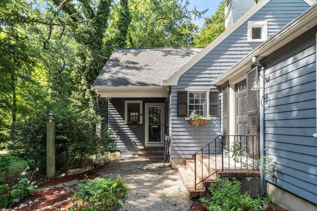 5 Tavern Ln, Lexington, MA 02421