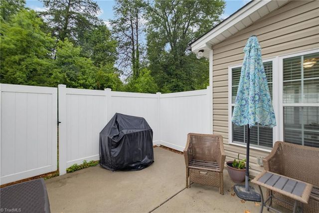 6509 Marion Gibson Way, Oak Ridge, NC 27310
