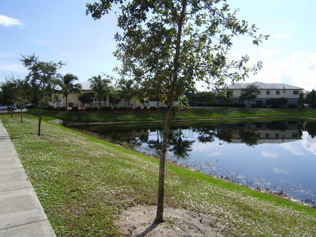 2030 Nassau Drive, West Palm Beach, FL 33404