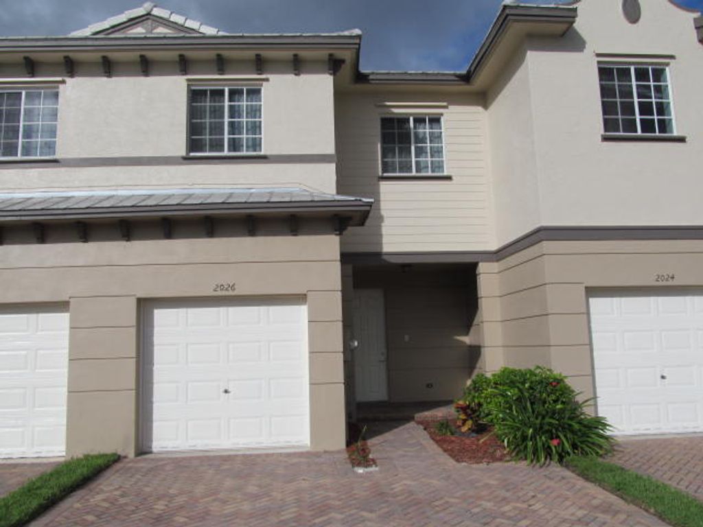 2030 Nassau Drive, West Palm Beach, FL 33404