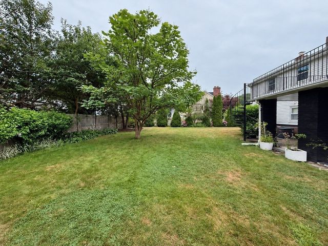 20 Susan Ave, Burlington, MA 01803