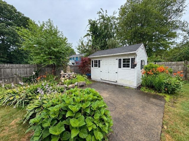 20 Susan Ave, Burlington, MA 01803