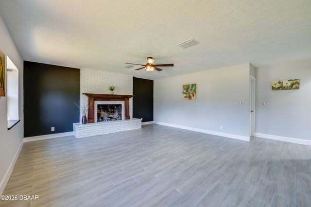 71 N St Andrews Drive, Ormond Beach, FL 32174