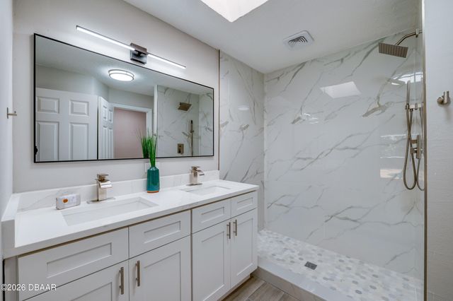 71 N St Andrews Drive, Ormond Beach, FL 32174