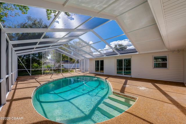 71 N St Andrews Drive, Ormond Beach, FL 32174