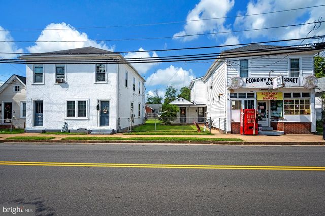 1806 FALL HILL AVE, Fredericksburg, VA 22401