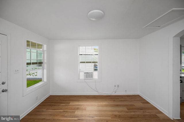 1806 FALL HILL AVE, Fredericksburg, VA 22401