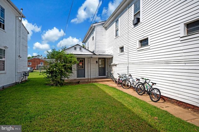 1806 FALL HILL AVE, Fredericksburg, VA 22401