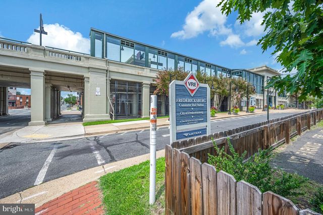 1806 FALL HILL AVE, Fredericksburg, VA 22401