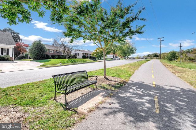 1806 FALL HILL AVE, Fredericksburg, VA 22401