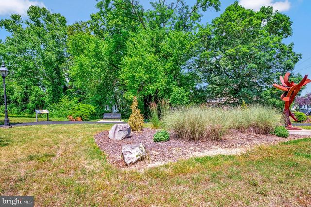 1806 FALL HILL AVE, Fredericksburg, VA 22401