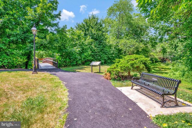 1806 FALL HILL AVE, Fredericksburg, VA 22401