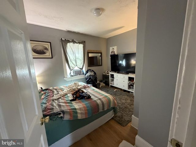 1806 FALL HILL AVE, Fredericksburg, VA 22401