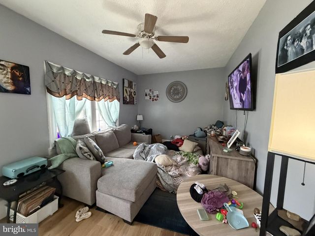 1806 FALL HILL AVE, Fredericksburg, VA 22401
