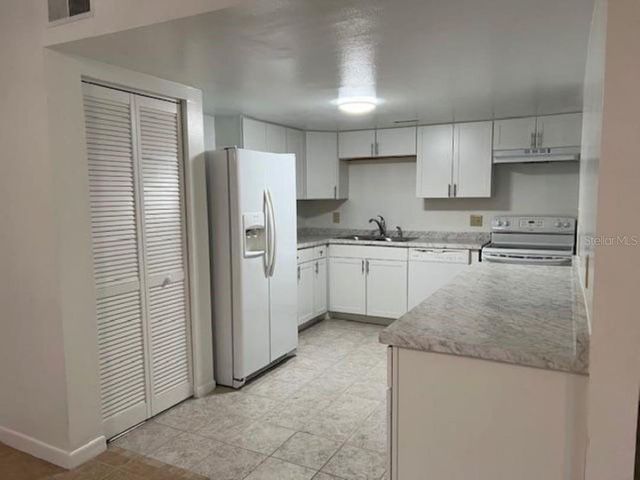 3026 NW 28TH CIRCLE, Gainesville, FL 32605