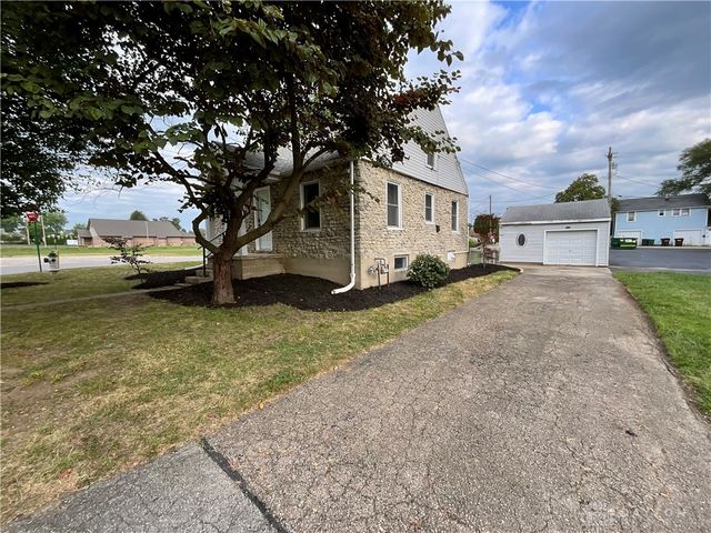 123 Chestnut Street, Englewood, OH 45322