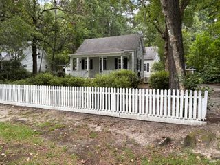 702 Simmons Avenue, Summerville, SC 29483
