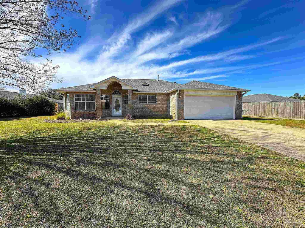 703 Marlinspike Dr, Pensacola, FL 32507