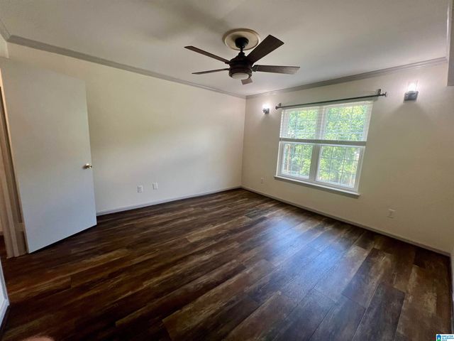 2110 Montreat Way Apt D, Vestavia Hills, AL 35216