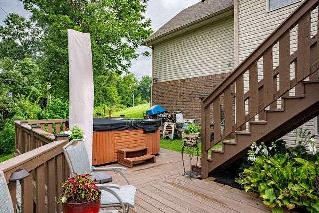 328 Lewis Drive, Richmond, KY 40475