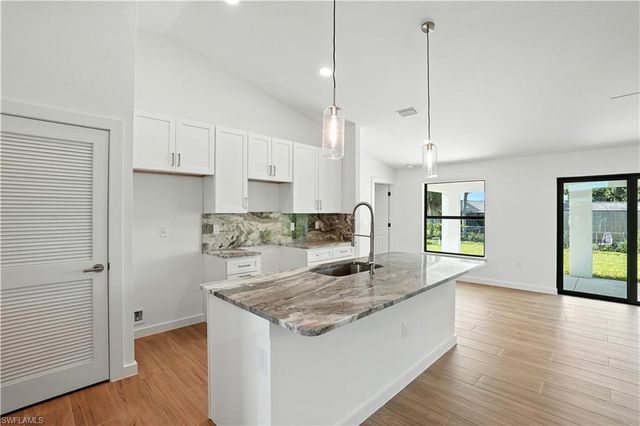 2607 38th ST SW, Lehigh Acres, FL 33976