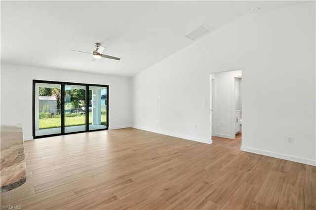 2607 38th ST SW, Lehigh Acres, FL 33976