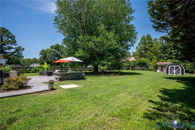 7092 Sunnyhill Dr, Mechanicsville, VA 23111