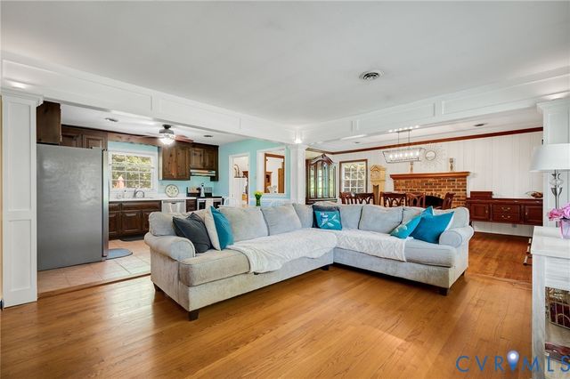7092 Sunnyhill Dr, Mechanicsville, VA 23111