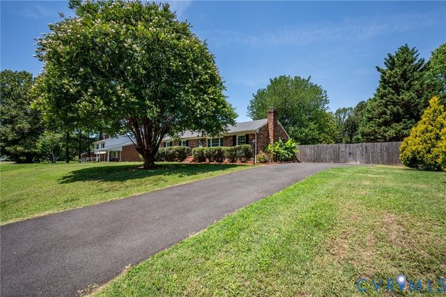 7092 Sunnyhill Dr, Mechanicsville, VA 23111