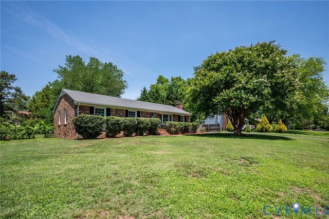 7092 Sunnyhill Dr, Mechanicsville, VA 23111