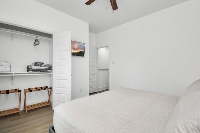 7031 Eastwood Street A, Houston, TX 77021