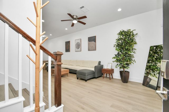 7031 Eastwood Street A, Houston, TX 77021