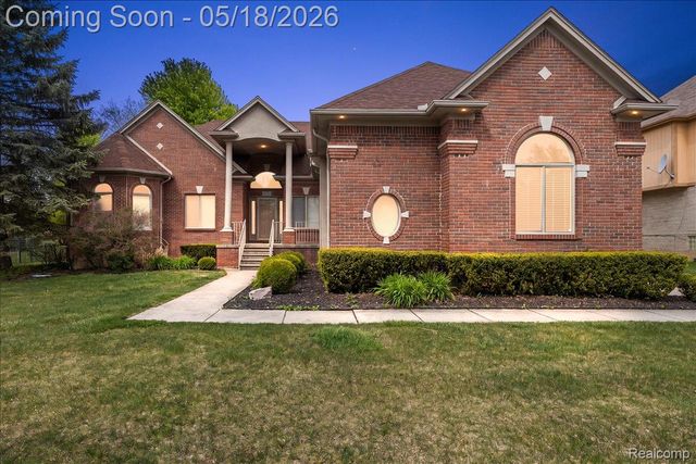49763 Decker Drive, Shelby Charter Township, MI 48317