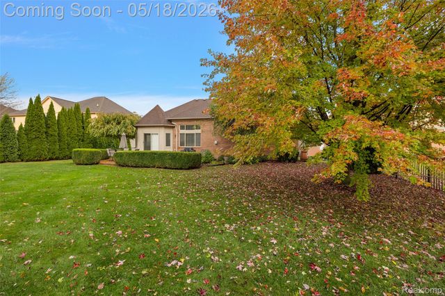 49763 Decker Drive, Shelby Charter Township, MI 48317