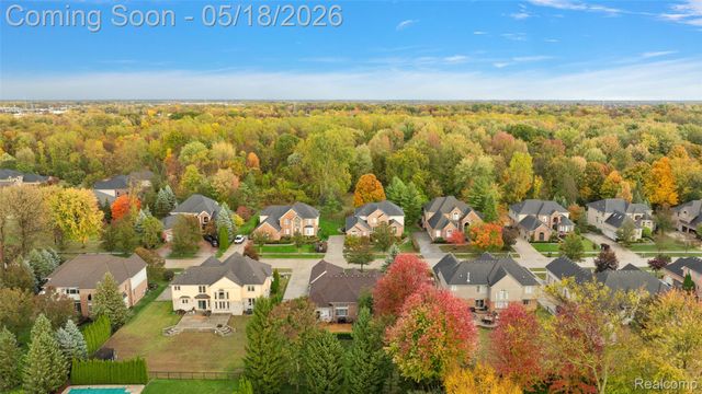 49763 Decker Drive, Shelby Charter Township, MI 48317