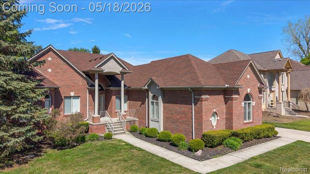 49763 Decker Drive, Shelby Charter Township, MI 48317
