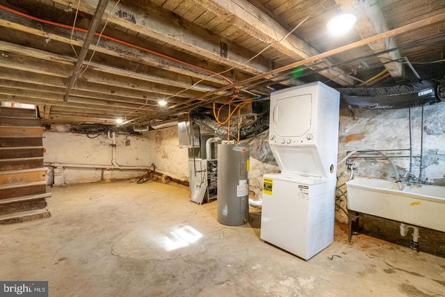 438 DUDLEY ST, Philadelphia, PA 19148