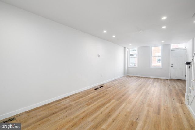 438 DUDLEY ST, Philadelphia, PA 19148