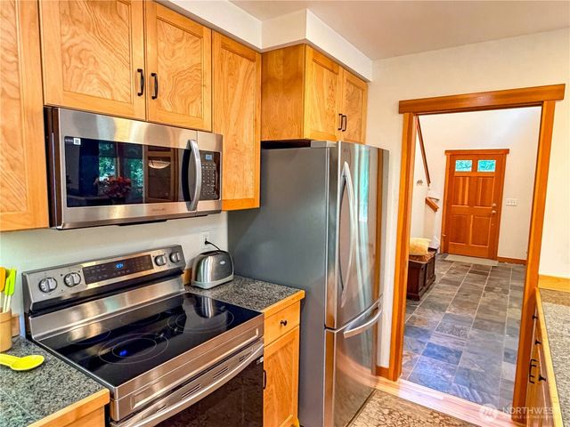 460 Pinecrest, Port Townsend, WA 98368